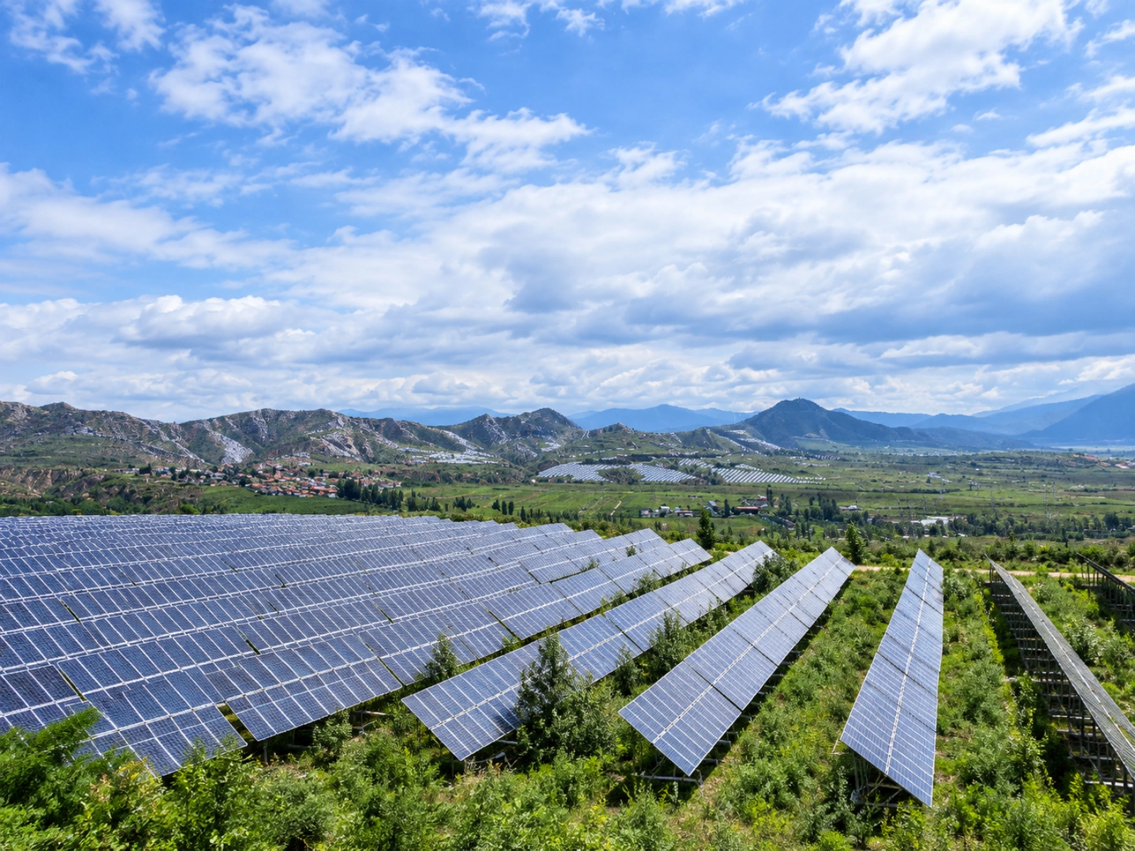 1.2MW Sunpal TOPCon Solar Farm in California.